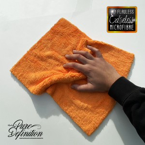 flawless edgeless orange cloth in use