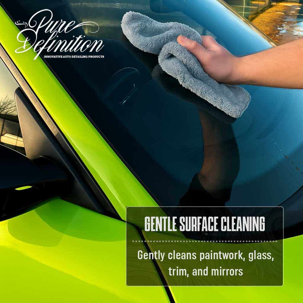 Ceramic Gloss Detailer Light Cleaning Power